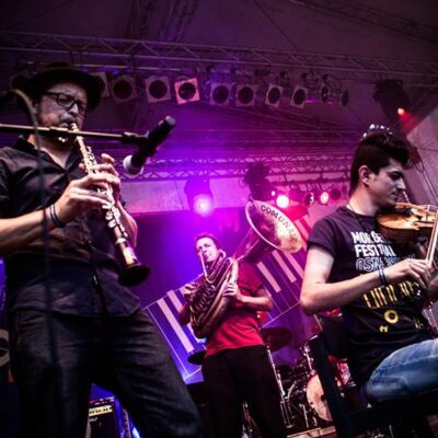 Banda Internationale © Andy Spyra