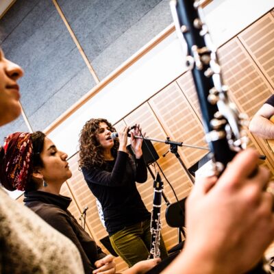 Probe mit Sepideh Vahidi, Beshar Al Azzawi, Mona Riahi & Shabnam Parvaresh © Andy Spyra
