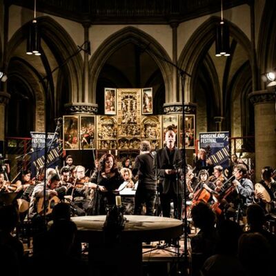 Eröffnungskonzert Morgenland Chamber Orchestra, Syrian Expal Philharmonic Orchestra, Dima Orsho & Kai Wessel © Andy Spyra